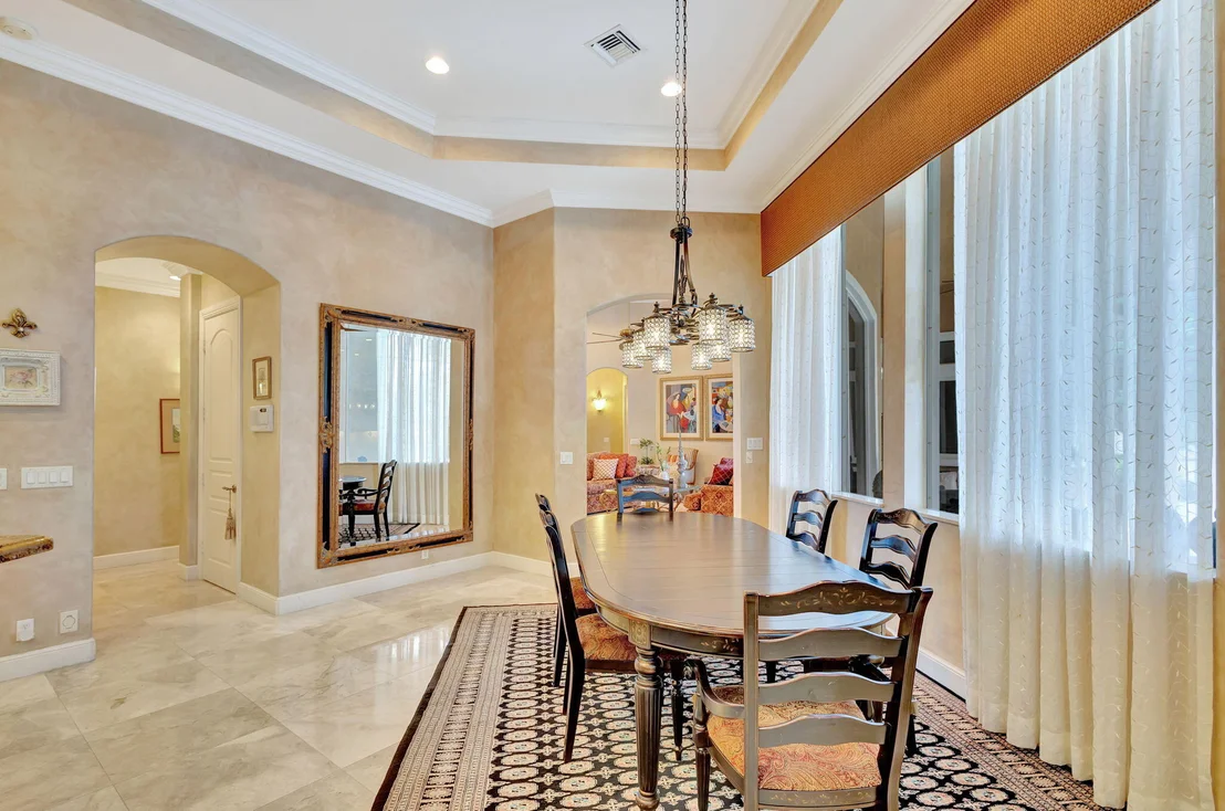 Photo of 2330 Tecumseh Circle