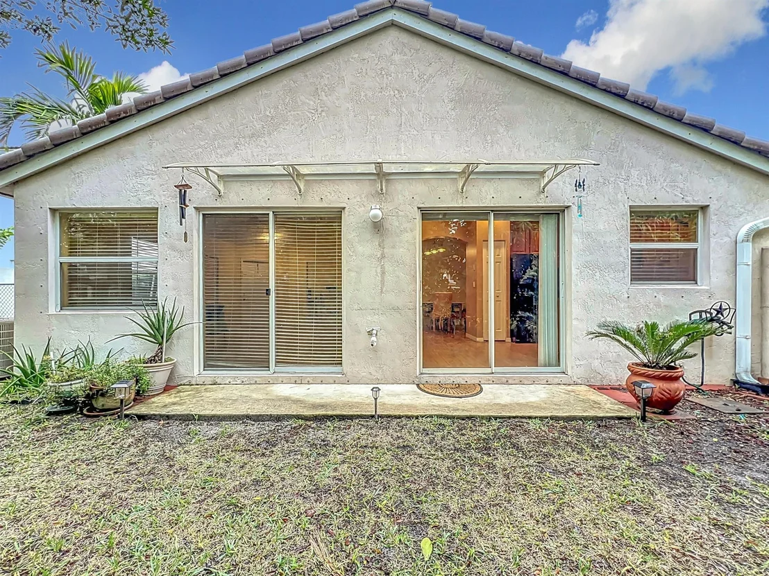 Photo of 6446 Willoughby Circle
