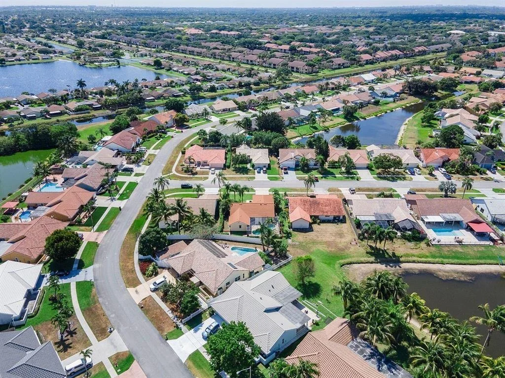 Photo of 5561 Spring Lake Terrace