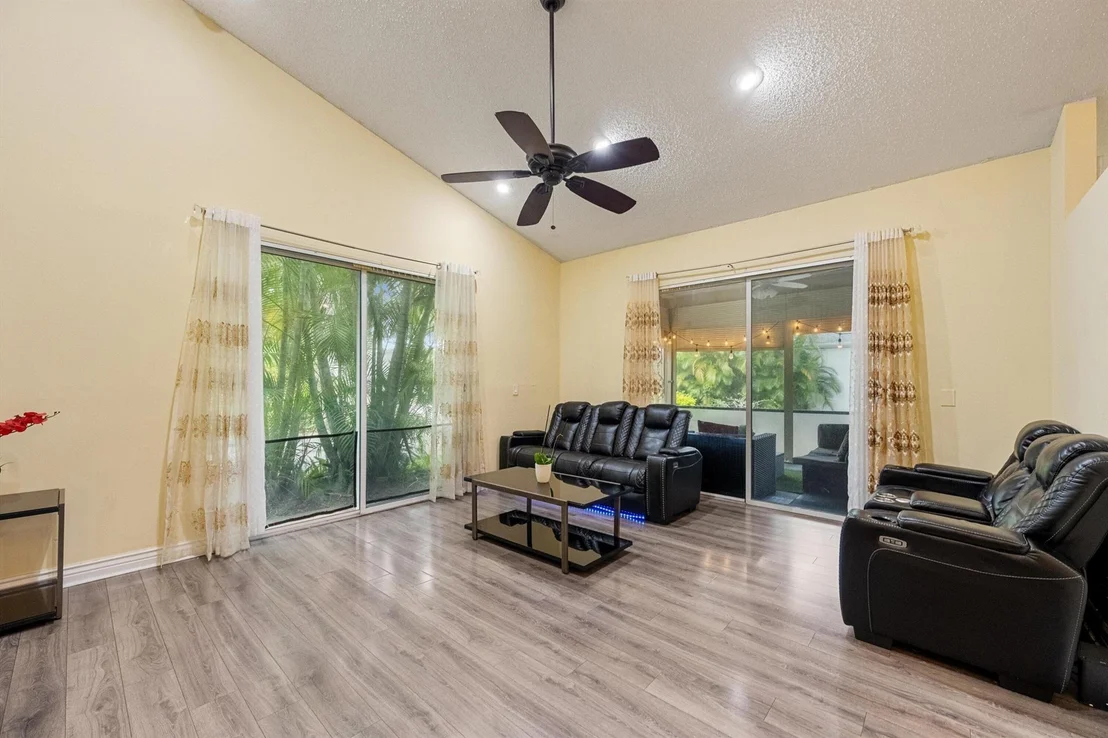 Photo of 7640 Forest Green Lane