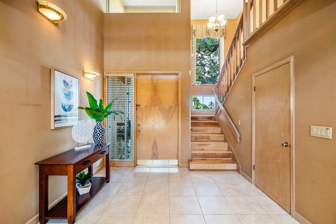 Photo of 1801 Isabel Oeste Road