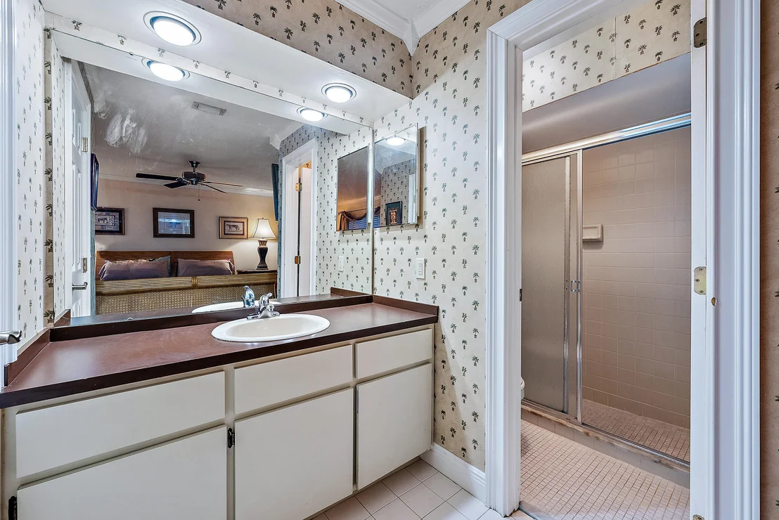 Photo of 707 Greenwood Drive