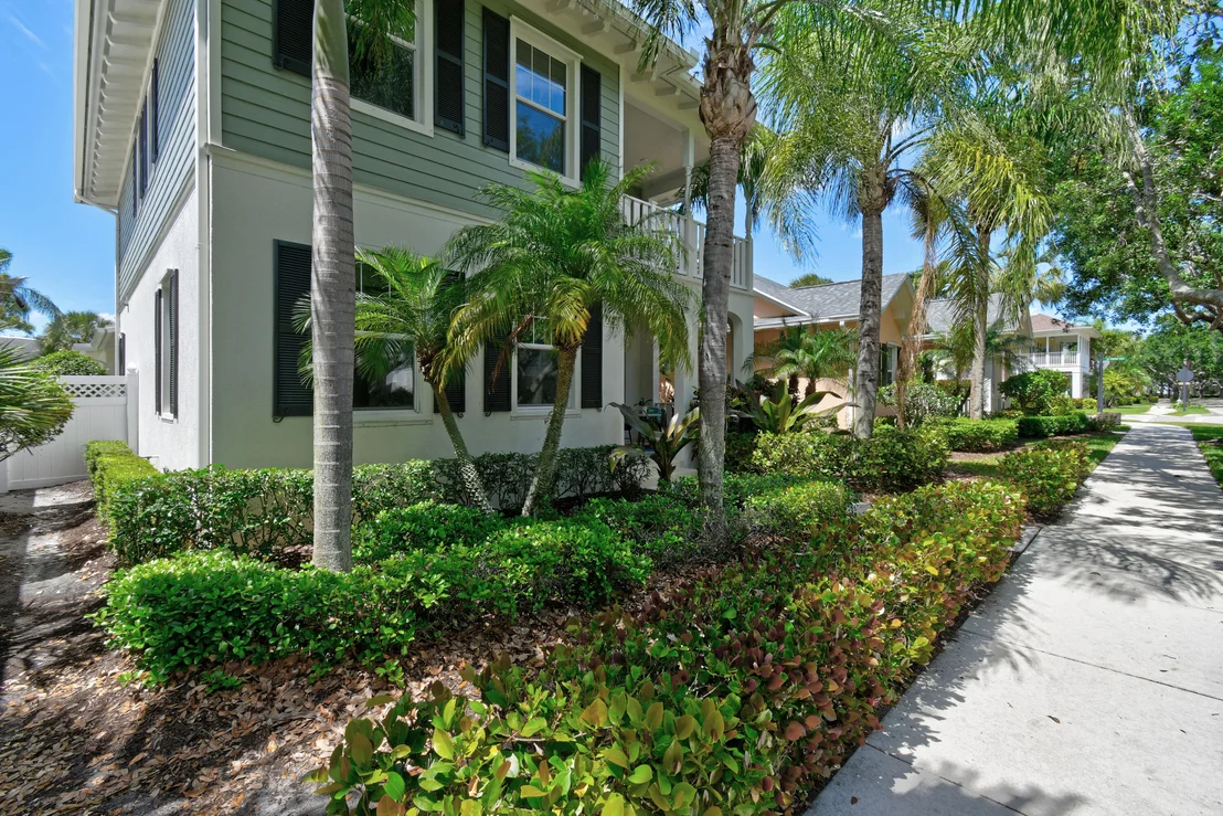 Photo of 2672 E Community Drive