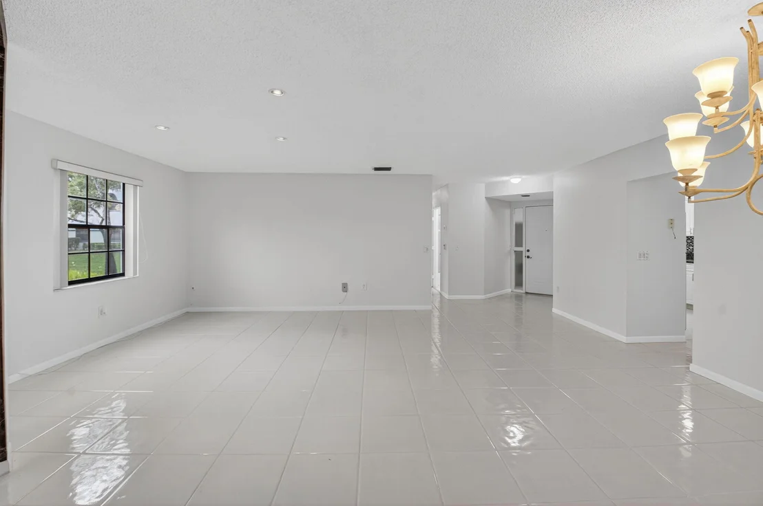 Photo of Unit E at 5217 Brisata Circle