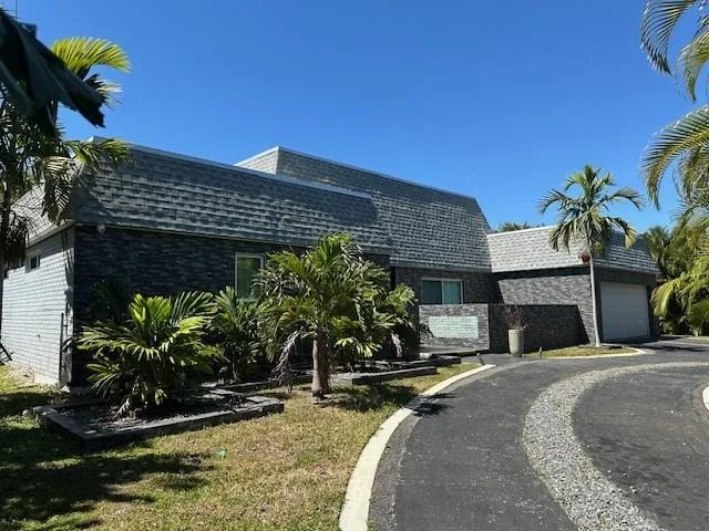 Photo of 1129 W Cypress Drive