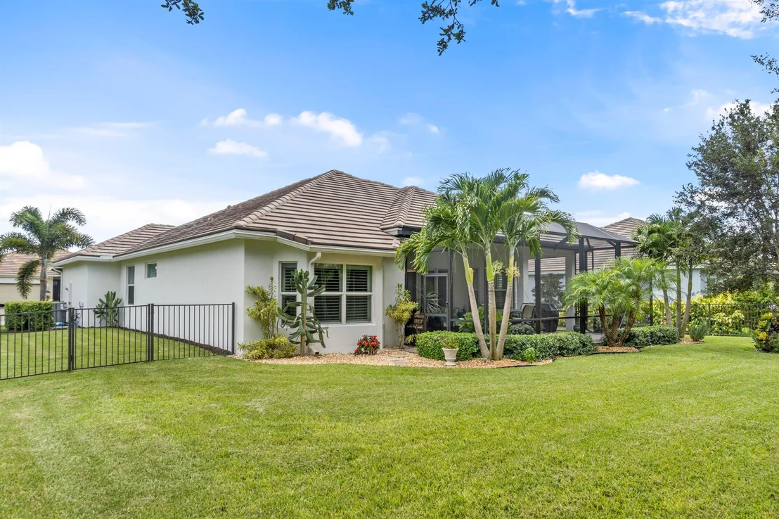 Photo of 6111 Graysen Square