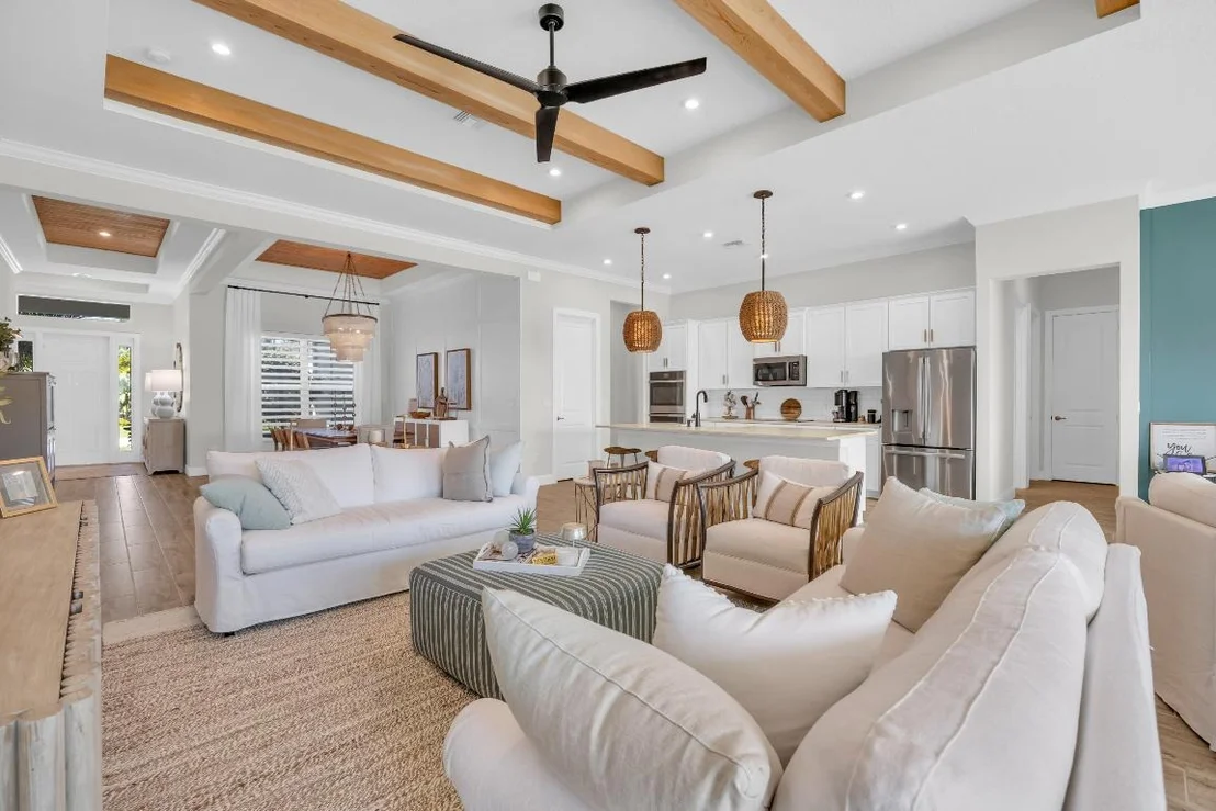 Photo of 668 SW Riverwatch Place