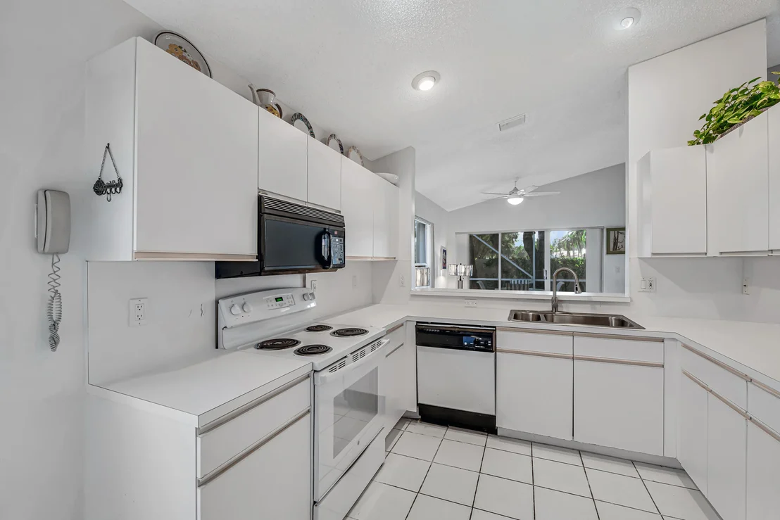 Photo of 9822 Harbour Lake Circle