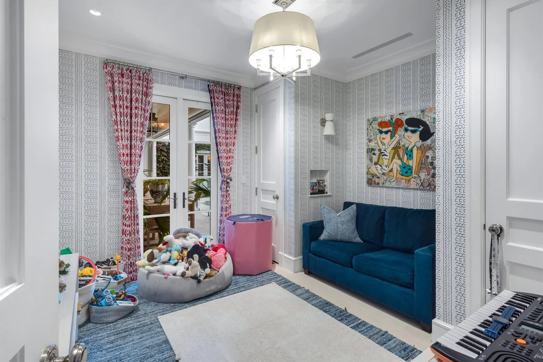 Photo of 208 Sandpiper Drive