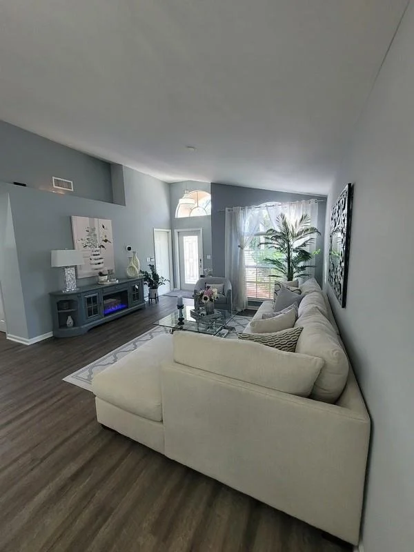 Photo of 1904 Barnstable Road