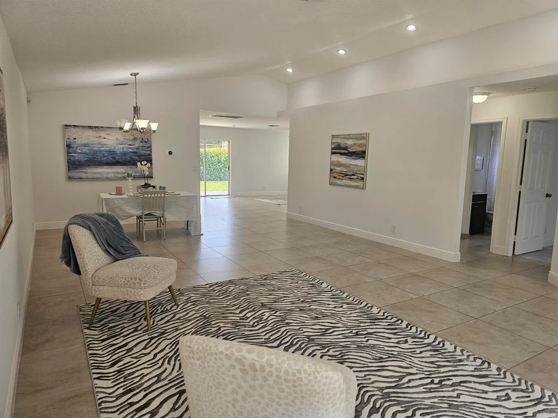 Photo of 1403 Fairway Circle