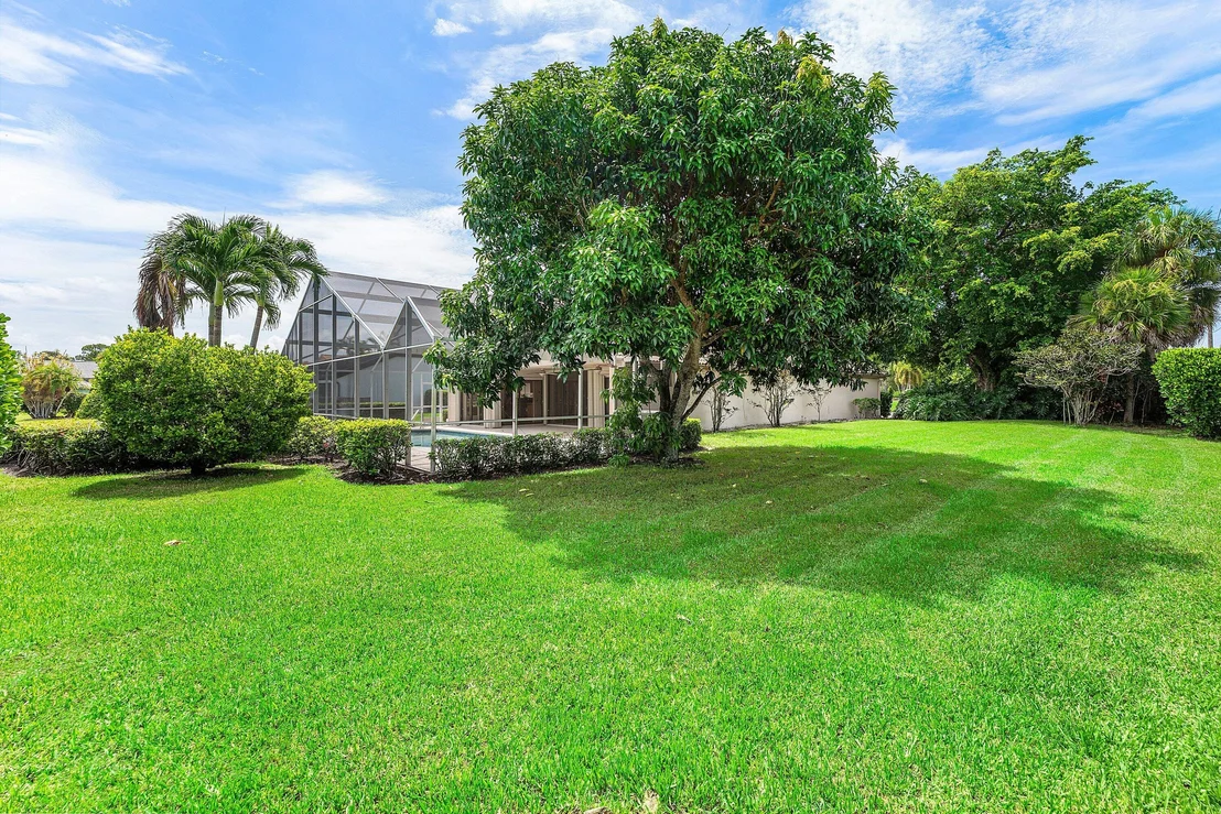 Photo of 10991 HIGHLAND Circle