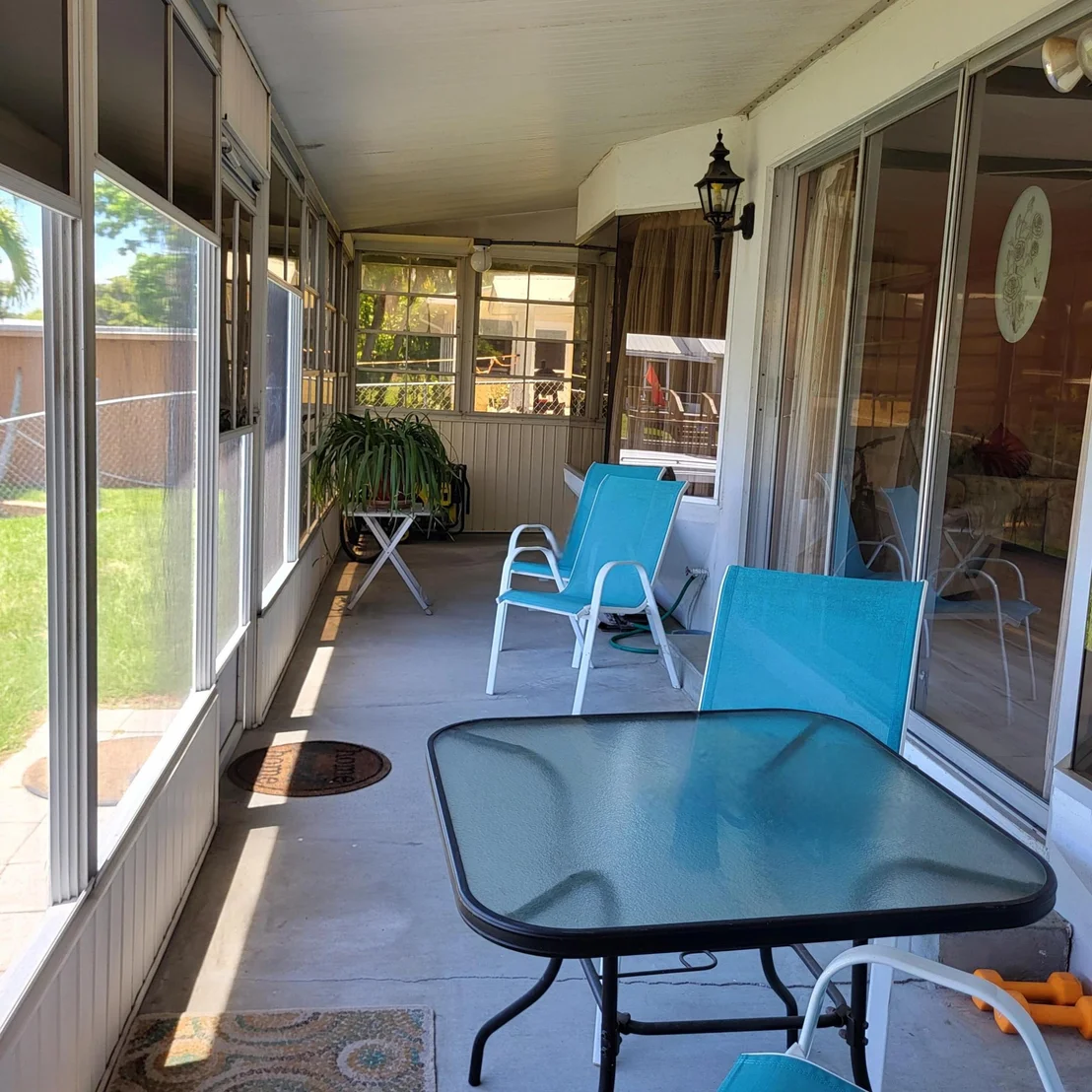 Photo of 2928 SE 27th Street