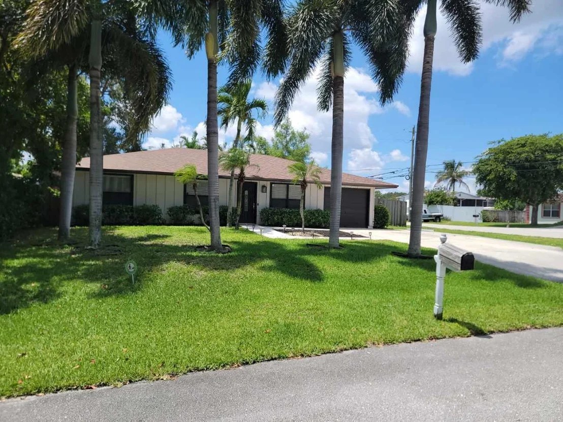 Photo of 3390 Artesian Drive