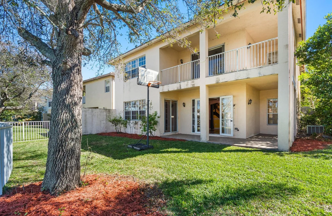 Photo of 10633 OLD HAMMOCK Way