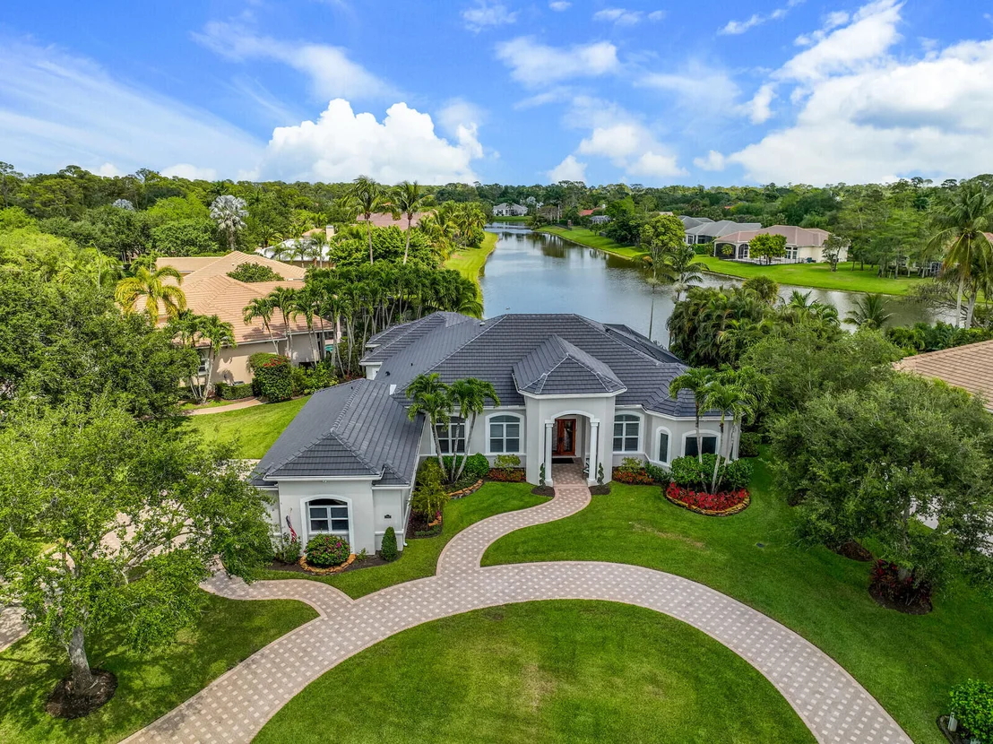 Photo of 17247 Gulf Pine Circle