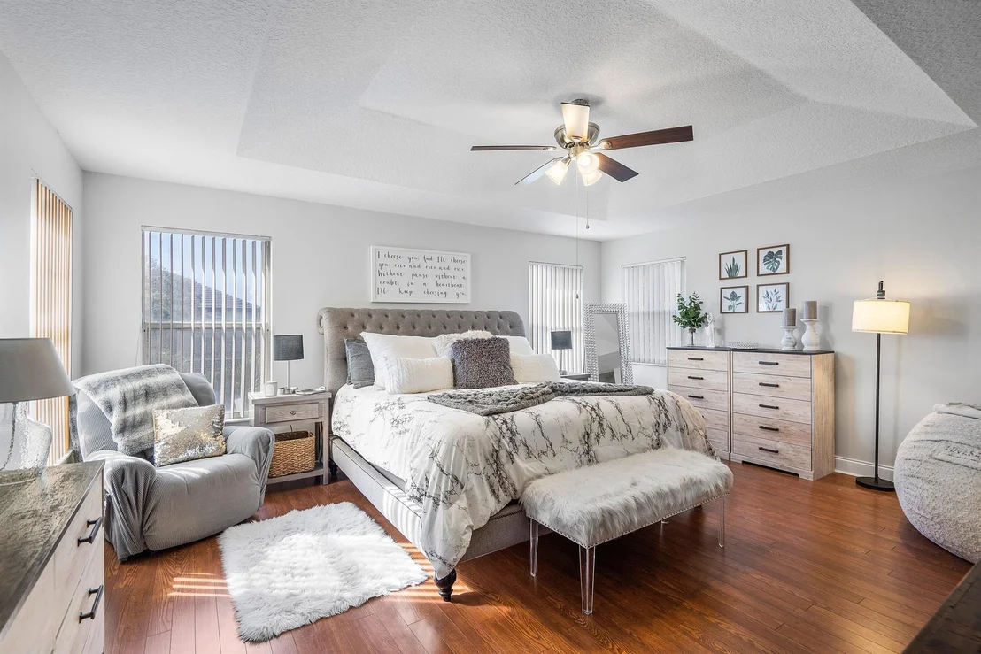 Photo of 5512 Descartes Circle