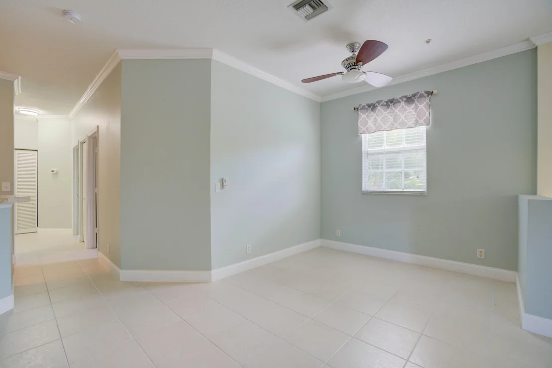 Photo of Unit B at 115 Lighthouse Circle