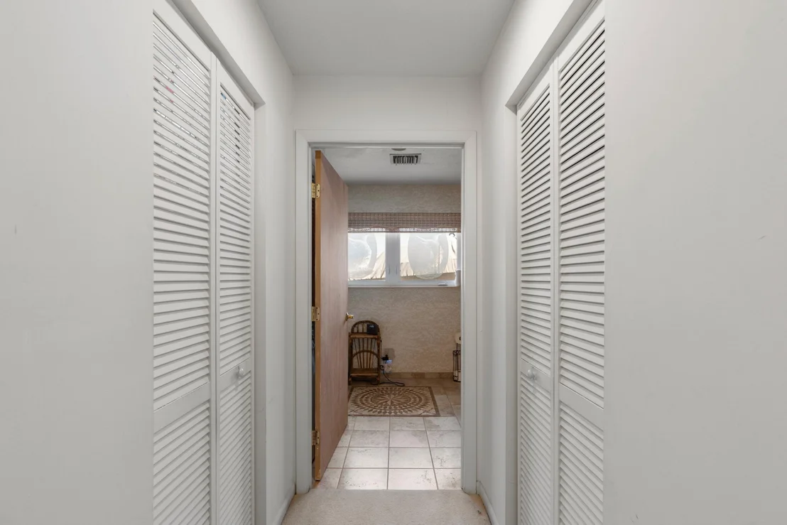 Photo of 1166 Beach Road