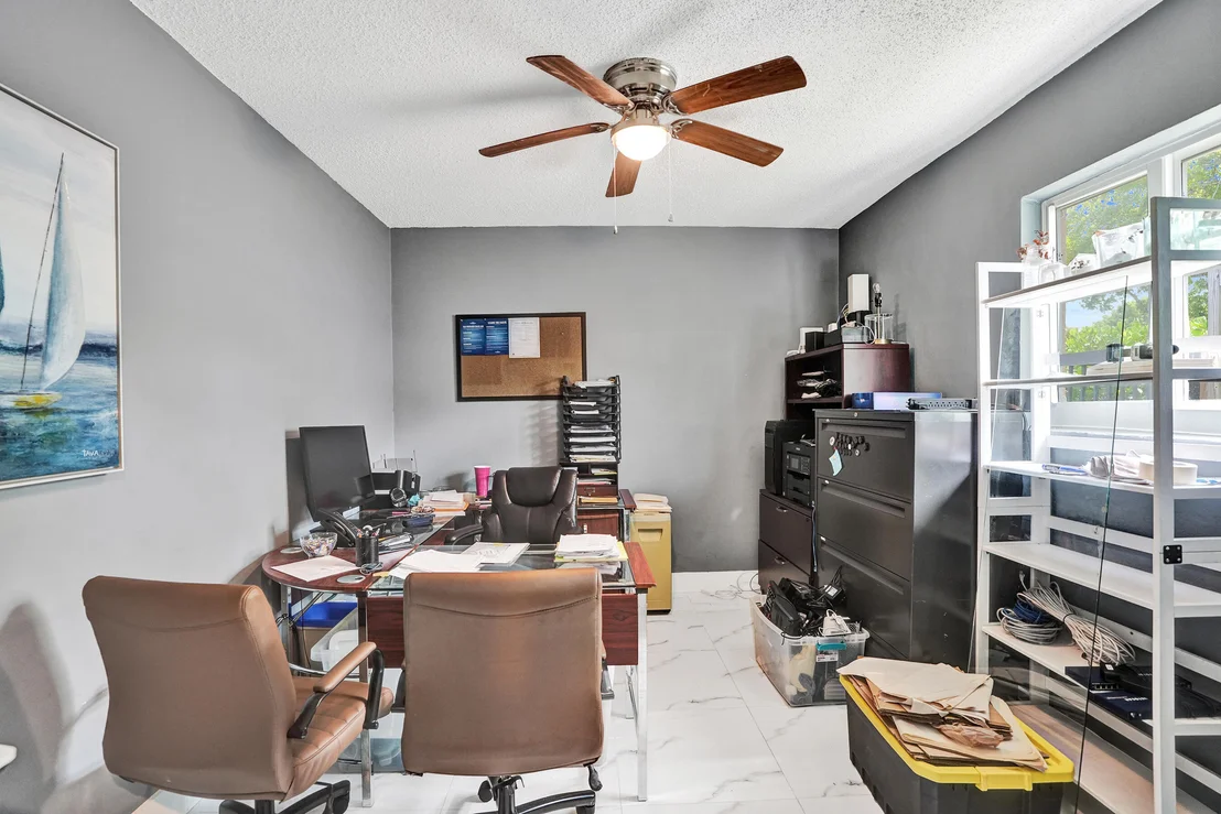 Photo of 307 SE 14th Place