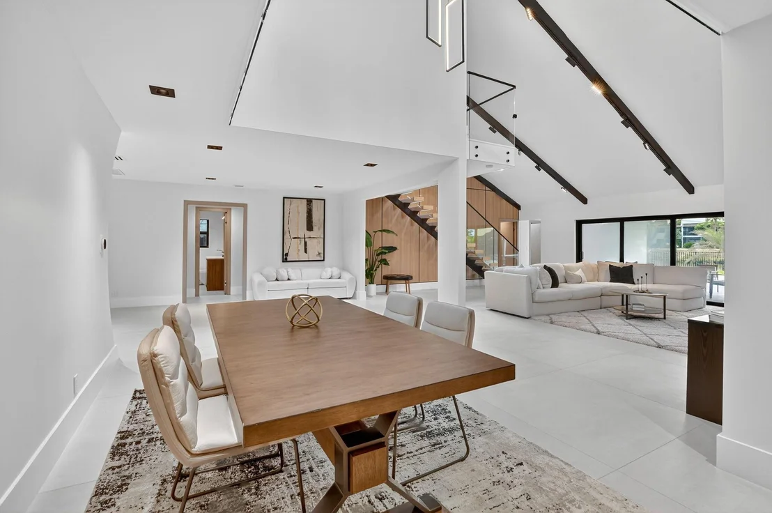 Photo of 43 Oregon Lane
