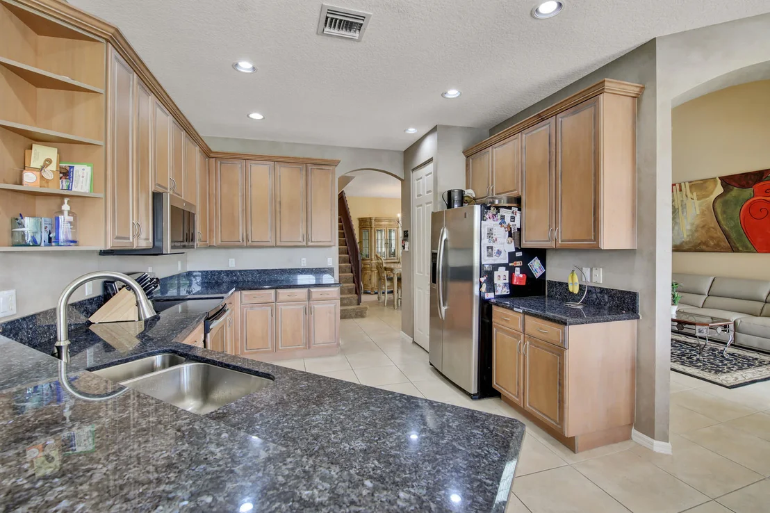 Photo of 8102 Viale Matera