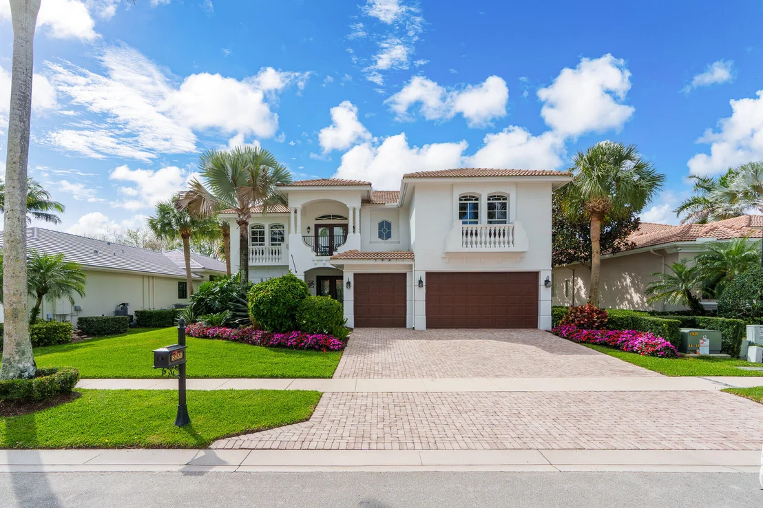 Photo of 8850 Valhalla Drive