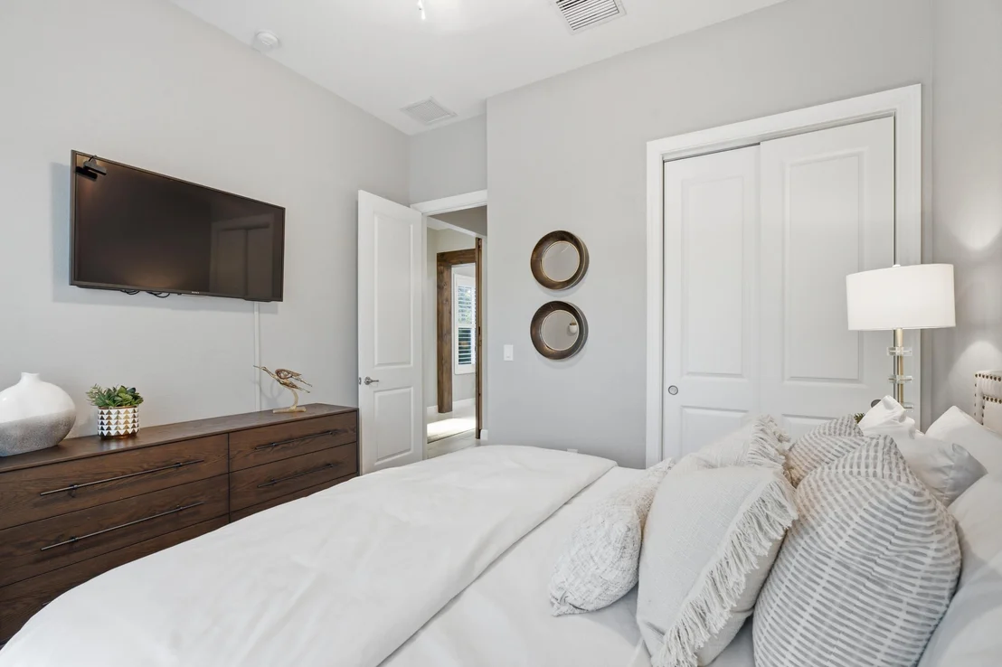 Photo of 4742 SW MILLBROOK Lane