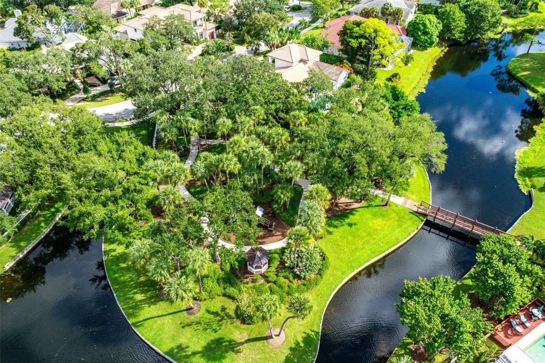 Photo of 2855 Hampton Circle