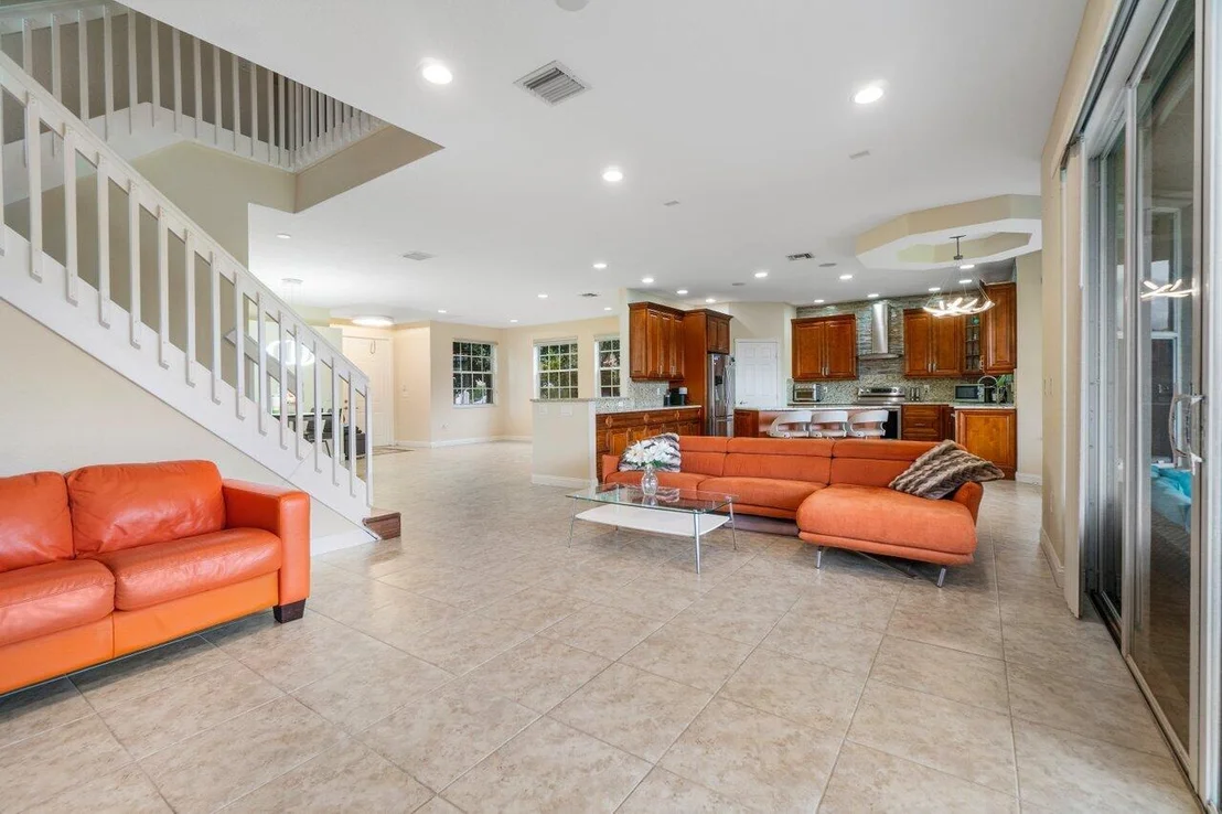 Photo of 9023 Alexandra Circle