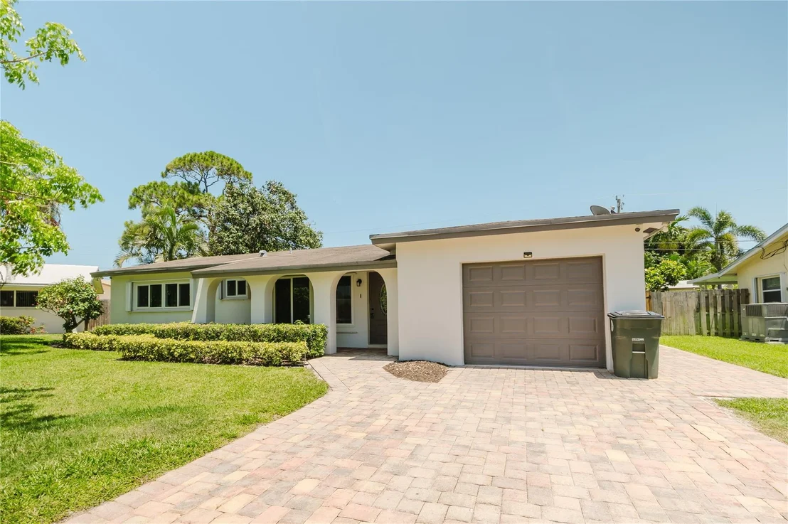Photo of 4998 NW 3rd Terrace