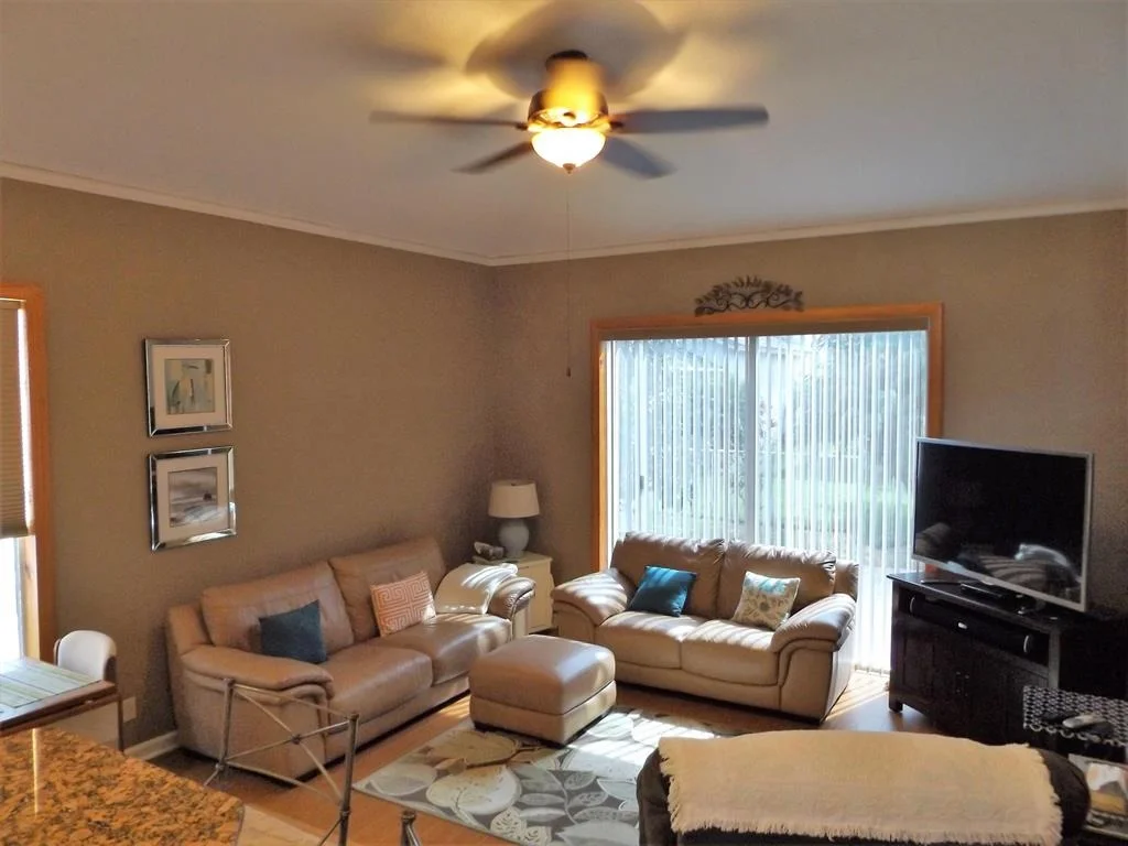 Photo of 6002 Arlington Way
