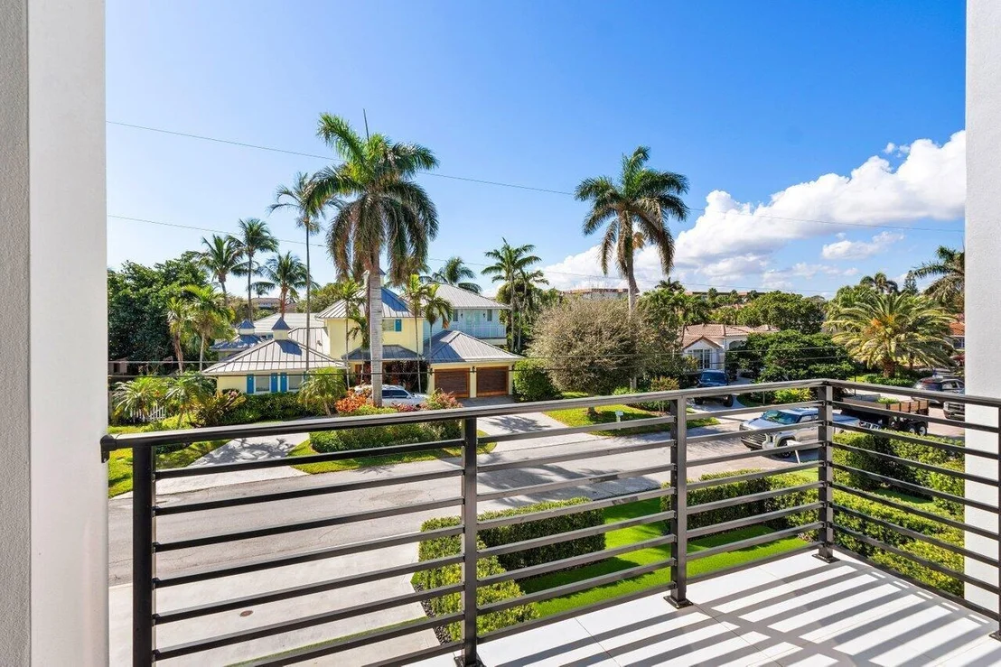 Photo of 937 Cypress Drive