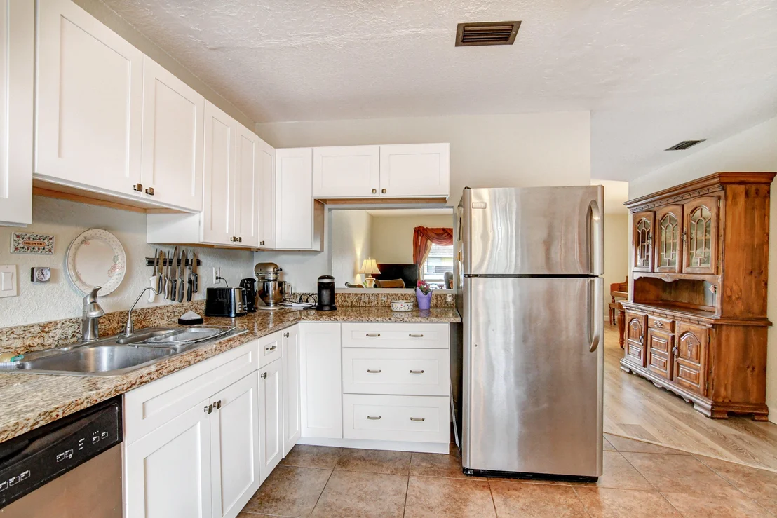 Photo of 6194 Moonbeam Drive