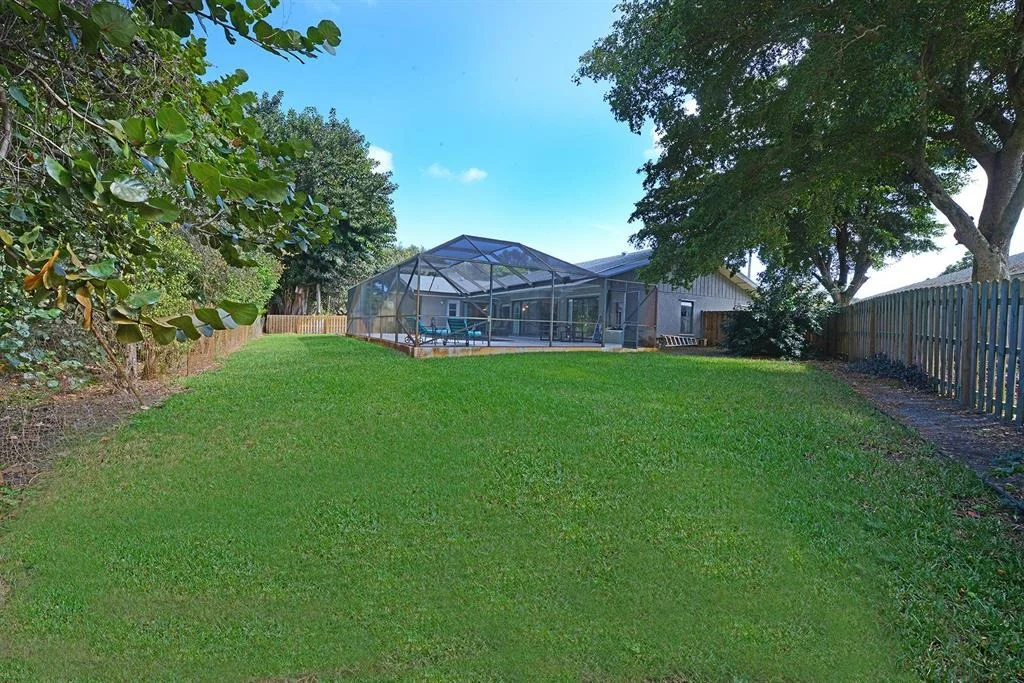 Photo of 17527 Birchwood Drive