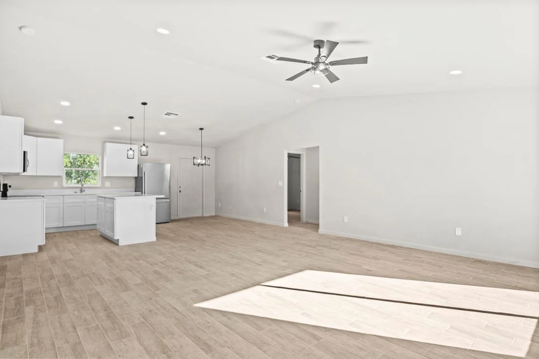 Photo of 3848 NW 19th Avenue