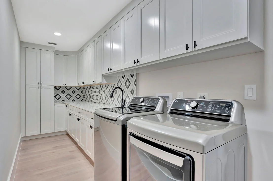 Photo of 5011 Pineview Circle