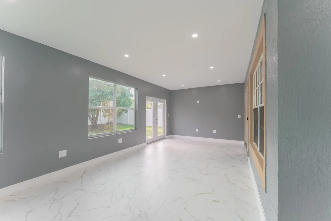 Photo of 2900 Bahama Drive