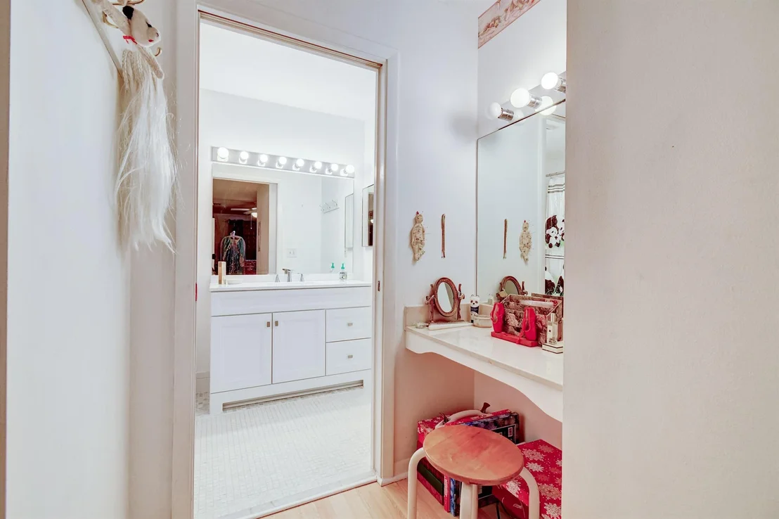Photo of Unit B at 13947 Nesting Way