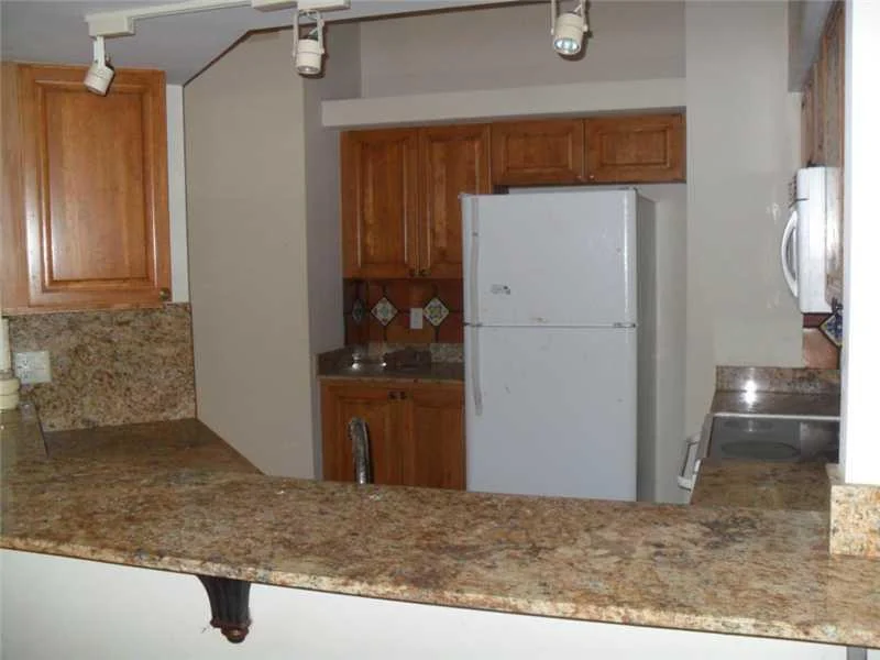 Photo of 2091 Bonisle Circle