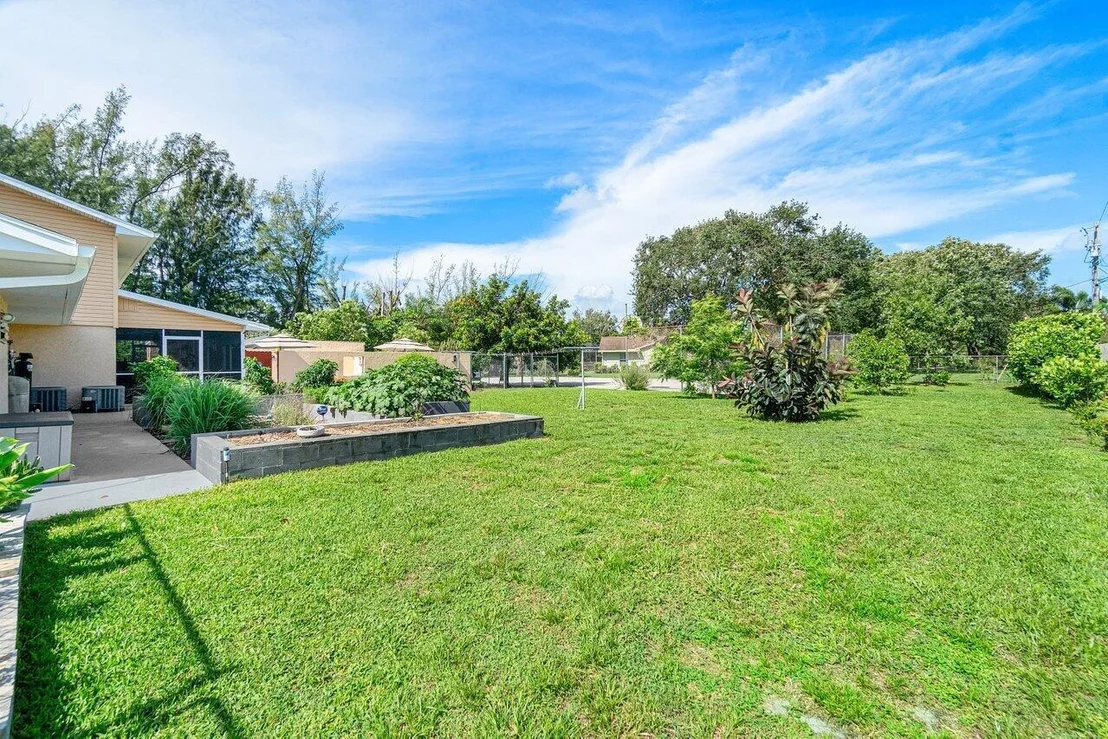 Photo of 6435 Boyd Lane