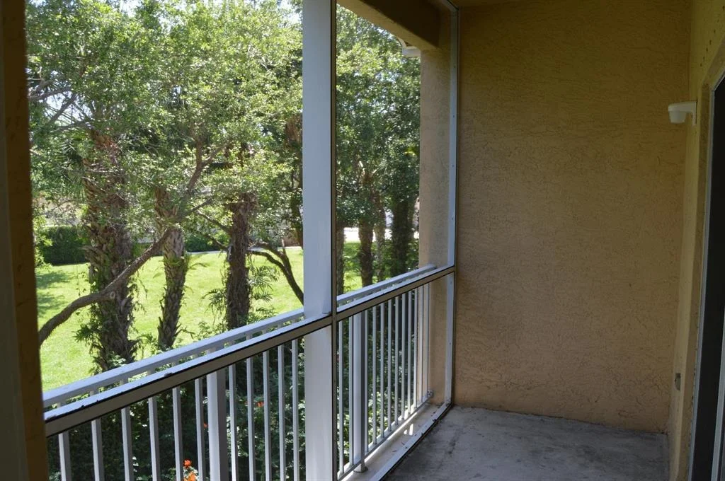 Photo of Unit B at 106 Lighthouse Circle