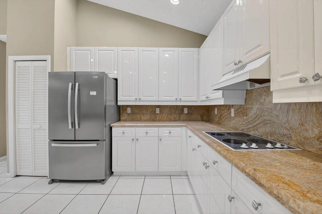Photo of 7686 La Corniche Circle