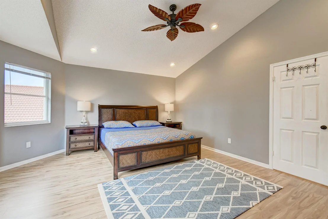 Photo of 7585 Thornlee Drive