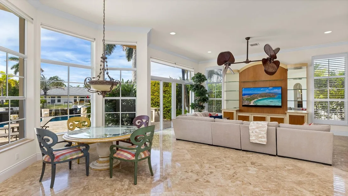 Photo of 929 Banyan Drive