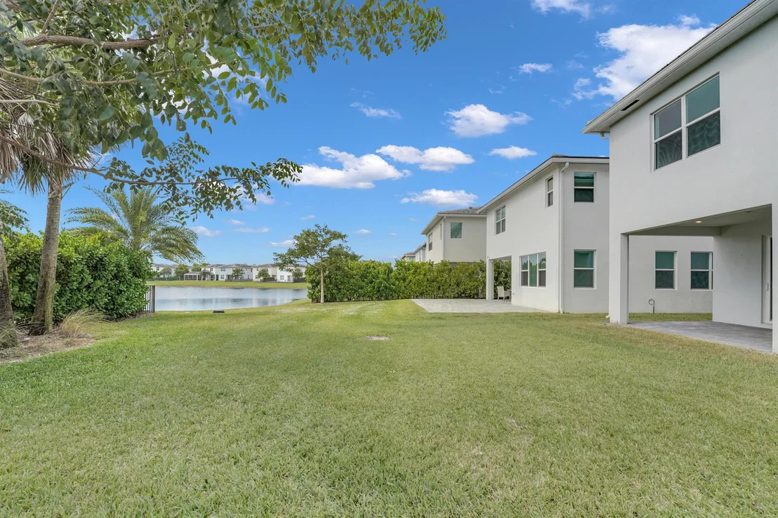 Photo of 1010 Azul Court