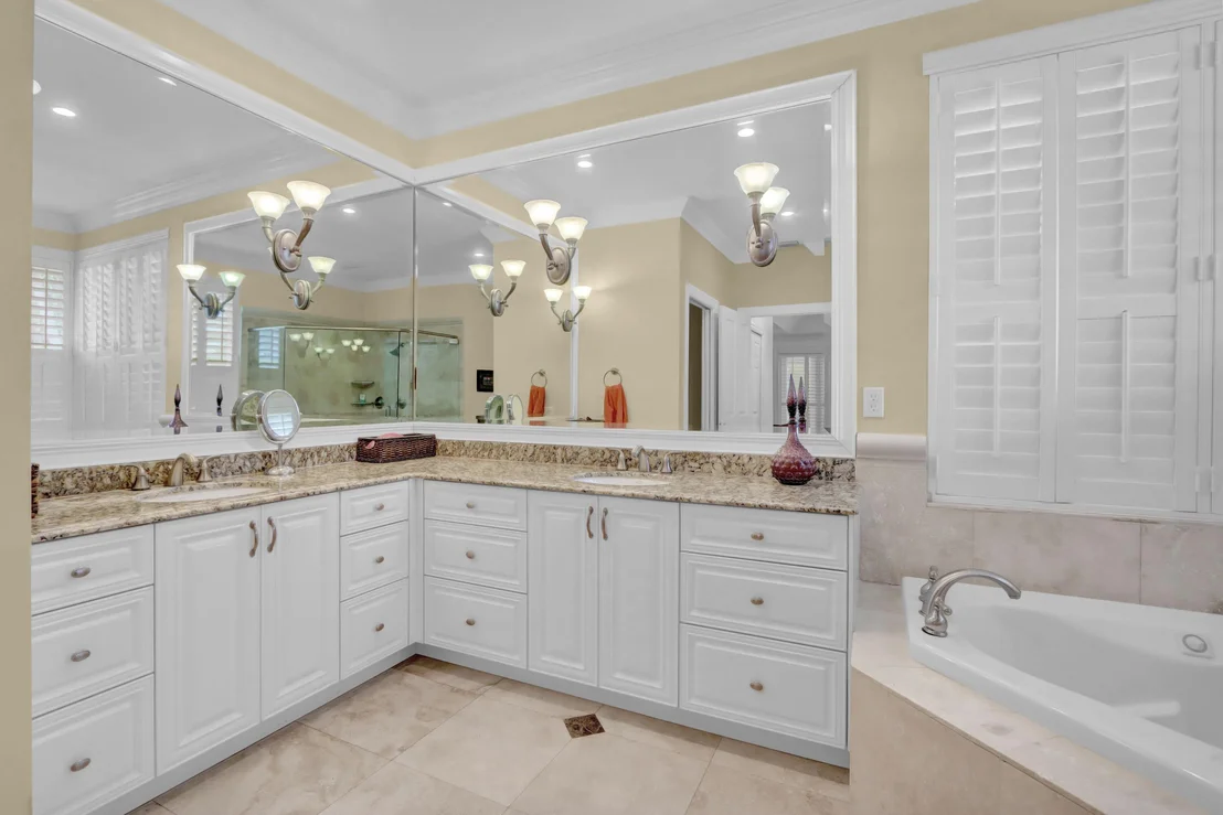 Photo of 3278 Saint Annes Drive