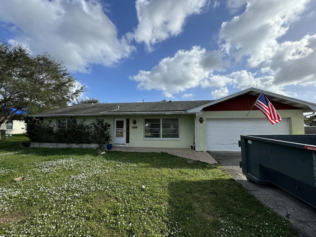 Photo of 4379 SE Bayshore Terrace