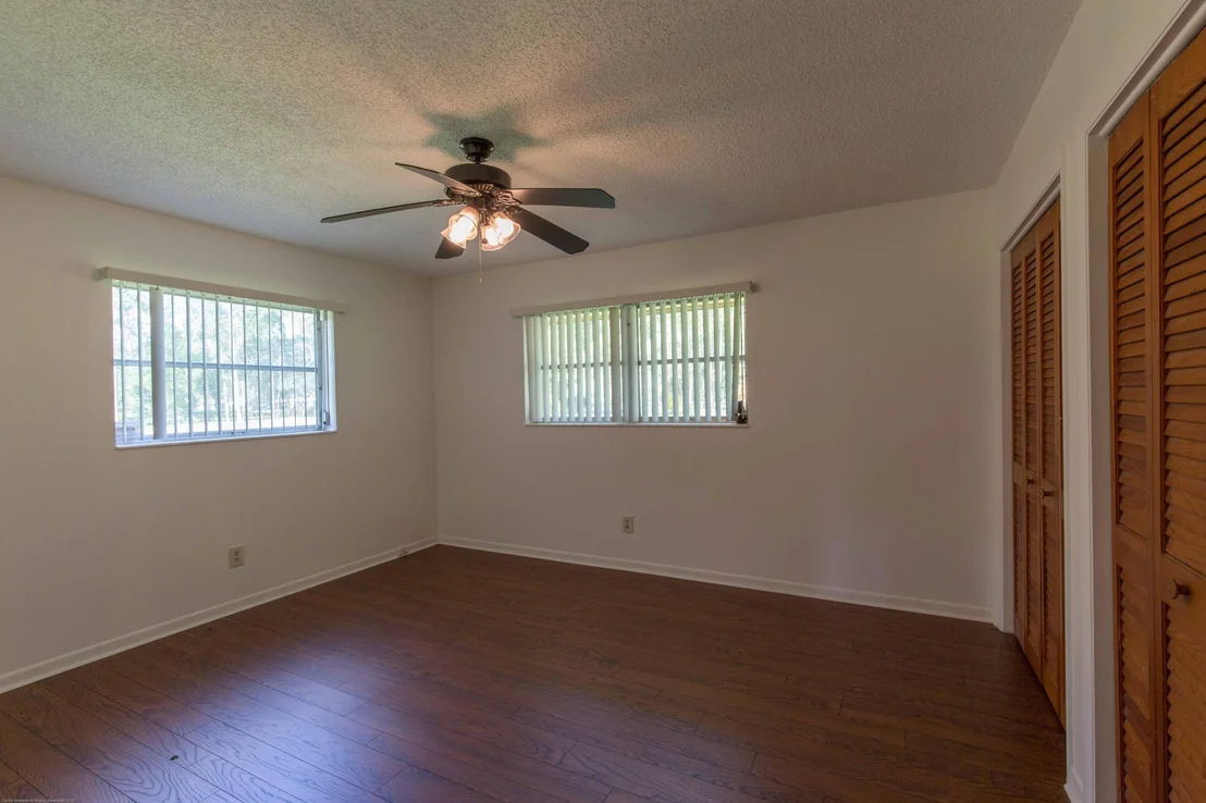 Photo of 1102 Hyde Park Road