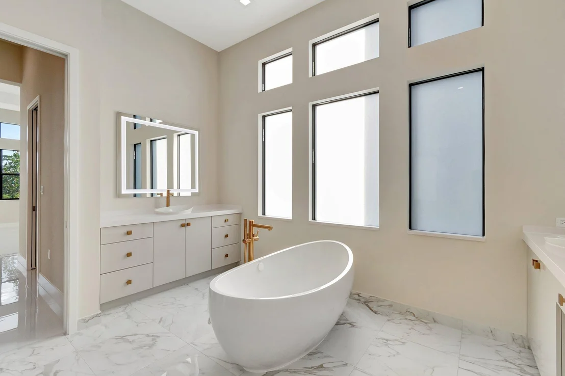 Photo of 9452 Riverside Park Drive